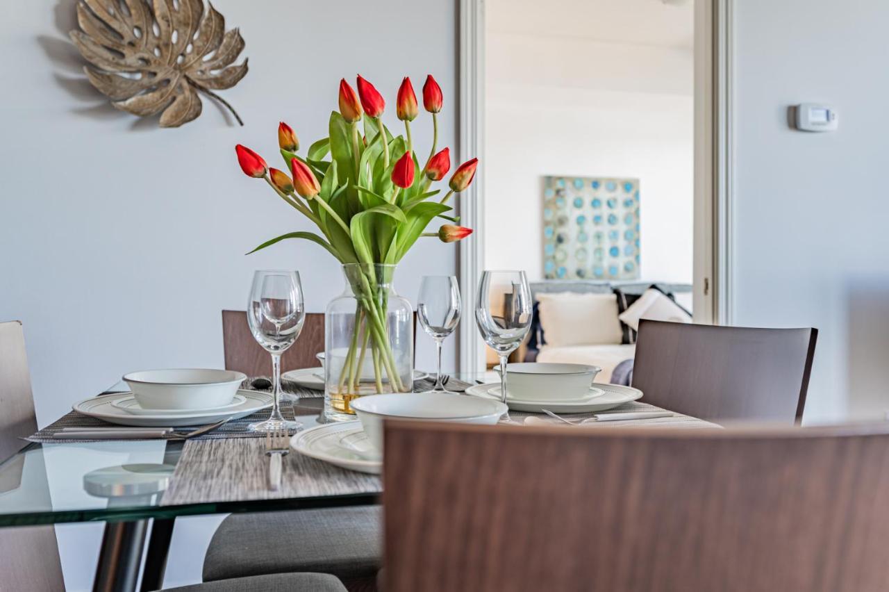 Condo In Parklawn & Lake Shore With Free Parking Close To Airport Toronto Luaran gambar