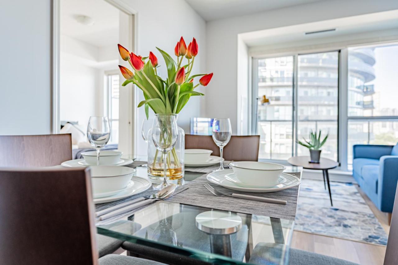 Condo In Parklawn & Lake Shore With Free Parking Close To Airport Toronto Luaran gambar